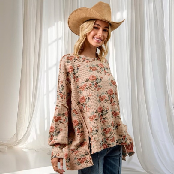 BiBi Tops - BiBi Oversized Floral Waffle Knit Top